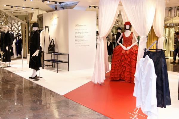 聖なる大麻布「麻世妙」でヨウジ、ミナ、mame、ケイタら伊勢丹限定アイテムを披露