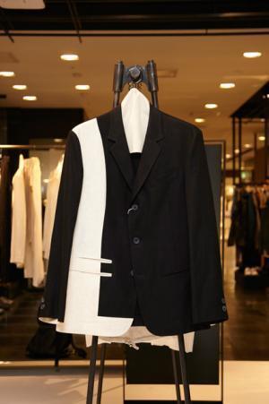 聖なる大麻布「麻世妙」でヨウジ、ミナ、mame、ケイタら伊勢丹限定アイテムを披露