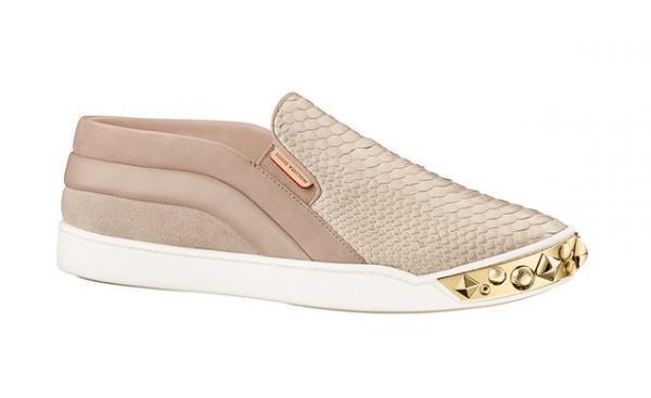 コンビネーションレザーで上品に遊ぶ。ルイ・ヴィトン15SSスニーカー【Today's item】