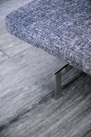 ラフ・シモンズ、北欧家具フリッツ ハンセンとコラボ。世界25セット特注モデル発売