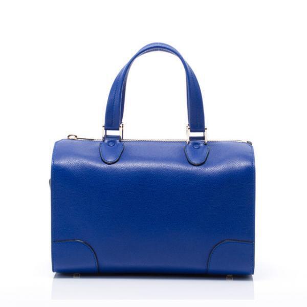 ヴァレクストラが伊勢丹で限定イベント、日本初上陸カプセルコレクションを先行発売