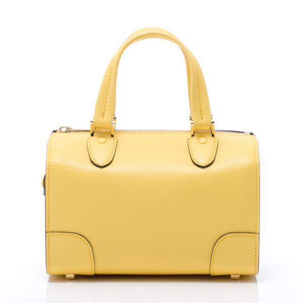 ヴァレクストラが伊勢丹で限定イベント、日本初上陸カプセルコレクションを先行発売