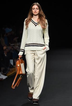 ビューティフルピープルの野生動物に包まるヴァージン【2015-16秋冬ウィメンズ】