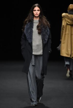 ビューティフルピープルの野生動物に包まるヴァージン【2015-16秋冬ウィメンズ】