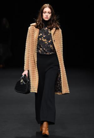 ビューティフルピープルの野生動物に包まるヴァージン【2015-16秋冬ウィメンズ】