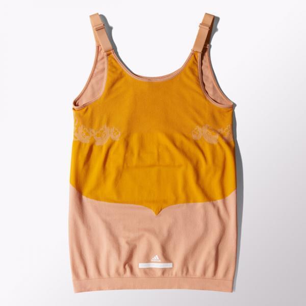 アディダスバイステラ・マッカートニーが10周年限定コレクションを展開