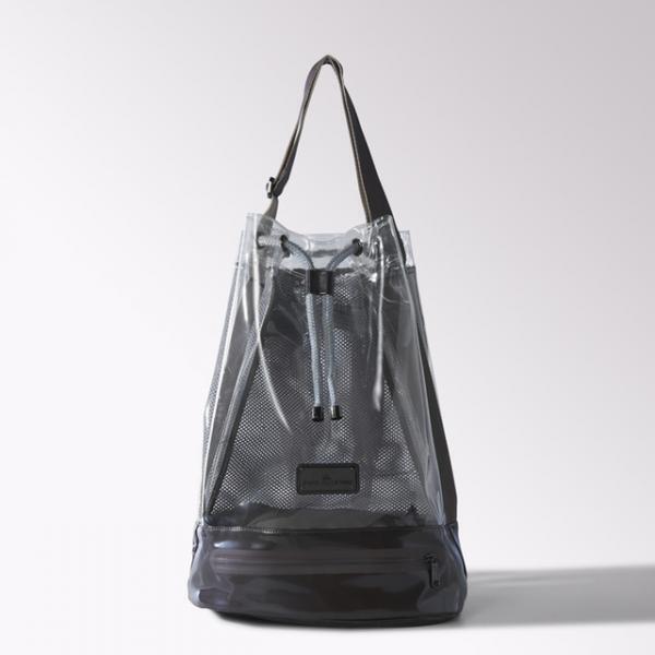 アディダスバイステラ・マッカートニーが10周年限定コレクションを展開