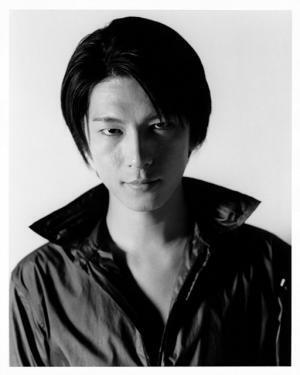 アラーキーが堺雅人、松田龍平、三宅一生ら男を激写。表参道ヒルズで裸ノ顔展