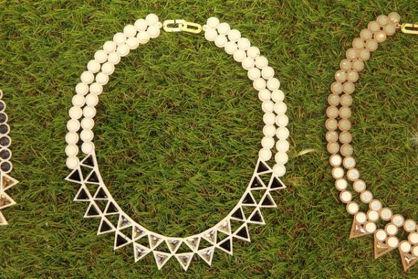 Perfume、新宿伊勢丹でアーカイブ衣装展示や限定アイテム展開。伊勢丹撮影MVも公開