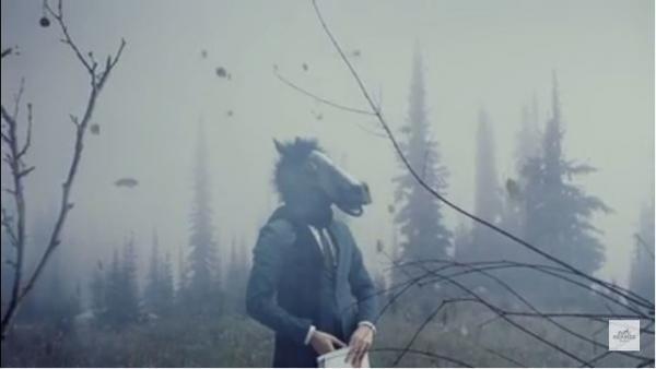 馬紳士と宇宙旅行する『エルメスの世界』の摩訶不思議なショートムービー