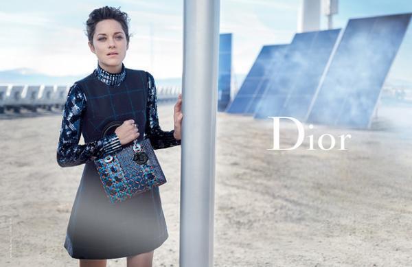 マリオン・コティヤールが主役。ピーター・リンドバーグ撮影「Lady Dior」の最新ビジュアル公開