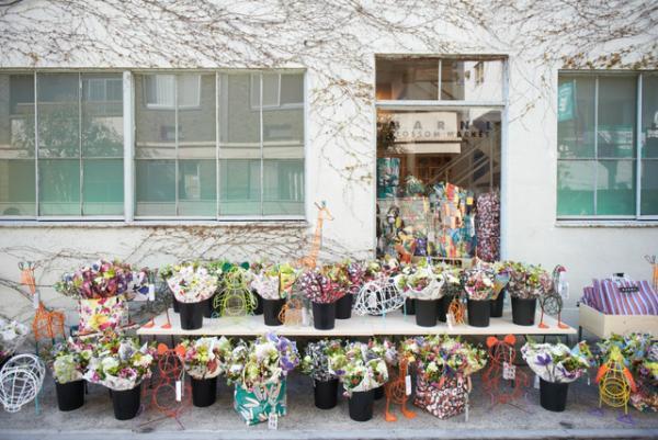 青山でマルニのDNAを感じるブロッサム・マーケット。カスタムTシャツや福島「わらじ組」コラボ等