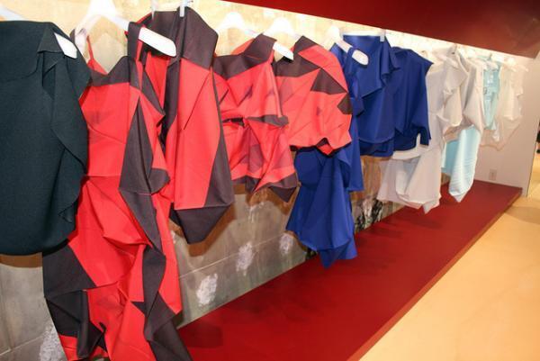 イッセイミヤケのプロダクトにフォーカスする丸の内店オープン