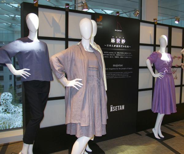 オトナの女の祭典「東京ミュゼ」開催。斎藤工、叶美香来場。麻世妙ショーも