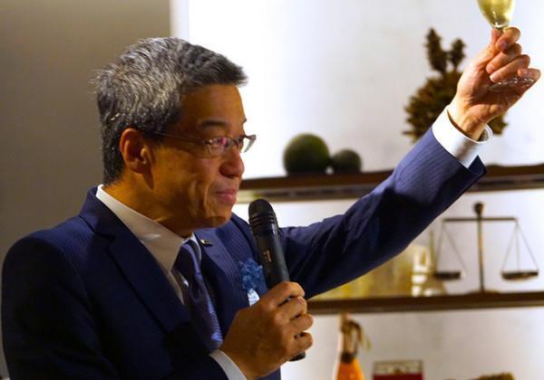 伊勢丹メンズで“ある有名人”の誕生日会。三越伊勢丹・大西社長駆け付けるが本人不在！