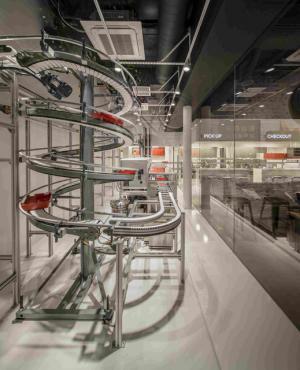 JINSが北米市場に参入、価格と加工時間で日本独自のメリット