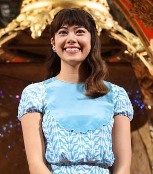 ディズニー『シンデレラ』イベントを三越伊勢丹で開催。フェラガモ、ジミー チュウ“ガラスの靴”などアイテムから展示まで