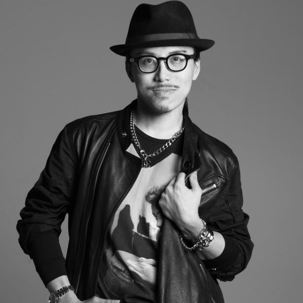 レスリー・キーが山本耀司のコレクション舞台裏公開。Y-3福岡で写真展