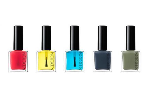 アディクションから夏のデイ＆ナイトに活躍する「ピンクホリデー」。限定オイルも