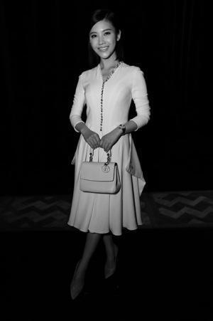 ディオールオム、中国で2015-16秋冬コレクションショー再現！