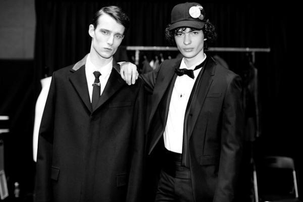 ディオールオム、中国で2015-16秋冬コレクションショー再現！