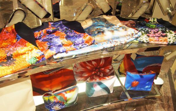 軍地彩弓プロデュースの新宿伊勢丹ポップアップ「東京ミュゼ」。辺見えみり、長谷川理恵のトークショーも