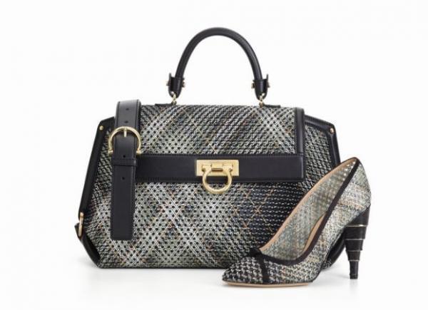 フェラガモ、京都・二条城でエキシビション