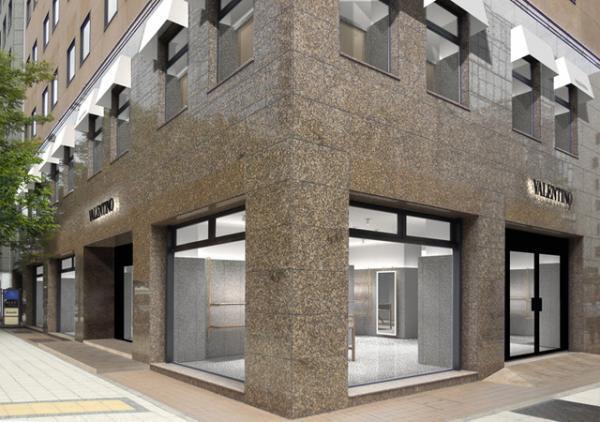 ヴァレンティノが神戸大丸に新ショップをオープン、限定アイテムも発売