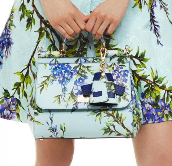 ドルチェ＆ガッバーナ初の日本限定品。シチリアの春を彩る花々のドレス、靴、バッグなど