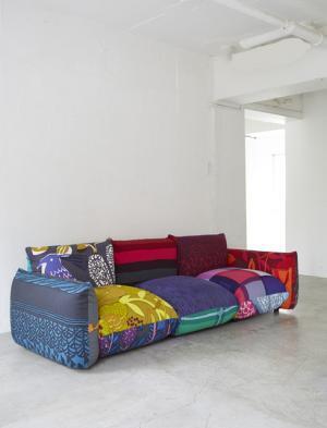 マリメッコも手がける鈴木マサル、傑作ソファー「マレンコ」をカラフルに