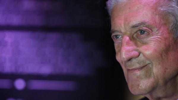 6月のピッティゲストデザイナーはモスキーノ