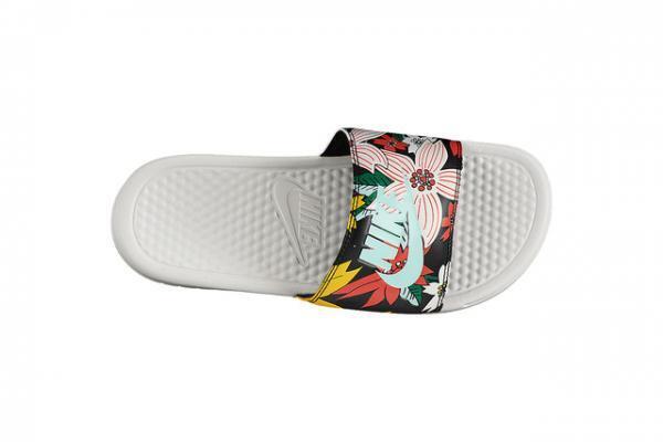 「ナイキアロハ」が復刻。ハッピーな花柄のエアマックス、ダンク、スリッポンなど【Today's item】