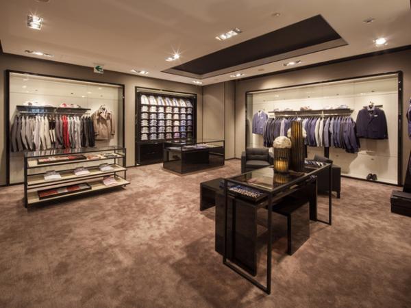 ヒューゴボス六本木ヒルズ店リニューアル。コンテンポラリーかつ上品に