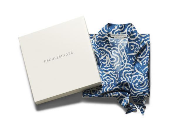 アクネ ストゥディオズから彫刻家ピーター・シュレッシンガーのアートブック＆パジャマコレクション発売