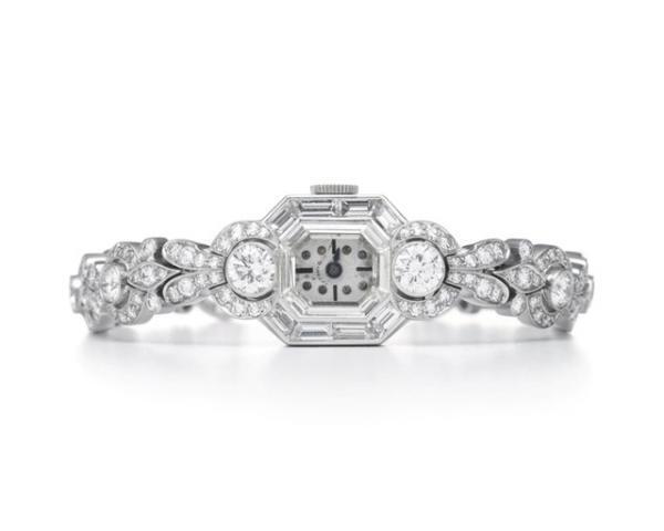 ティファニー、銀座本店で名作ウォッチアーカイブ展。新作「CT60」発売を記念して