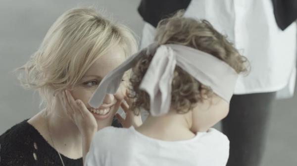 パンドラから母と子の絆のフィルム配信、母の日チャームコレクションも発売中