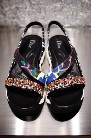 Diorのメゾン・シグネチャー、フラワーコードに会いに表参道ブティックへ