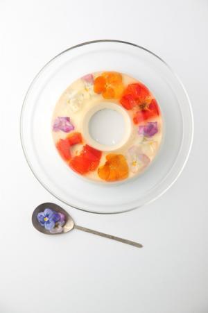 “食べられる花”を使ったフラワーババロア専門店 「花のババロア havaro」東京駅にオープン