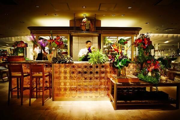 なぜ東信は新宿伊勢丹に花屋を出店したのか 世界に広げる 花の価値 15年5月16日 ウーマンエキサイト 1 2