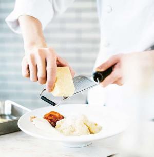 3カ国の冷麺を伊勢丹で食べ歩き。冷製カッペリーニ、野菜たっぷり韓国冷麺、白醤油のすだちそばまで