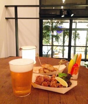 日本クラフトビール「東京ブロンド」を樽生で味わえるビアガーデン／表参道の「ニールズヤード グリーンスクエア」