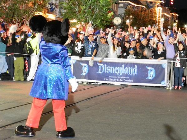 カリフォルニア・ディズニー開園60周年記念イベント「ダイヤモンド・セレブレーション」開幕