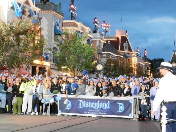 カリフォルニア・ディズニー開園60周年記念イベント「ダイヤモンド・セレブレーション」開幕