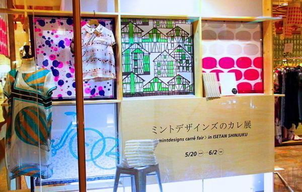 ミントデザインズ、新宿伊勢丹でスカーフ展。アーカイブ柄のドレス、カーディガンなども販売