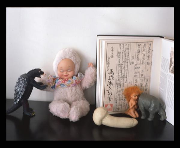 荒木経惟がタカ・イシイギャラリー フォトグラフィー/フィルムで個展開催。“往生”から見た鏡写しの世界