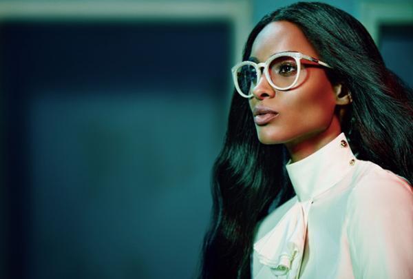 ロベルトカヴァリ、米歌手シアラを起用した15-16AW広告キャンペーン発表