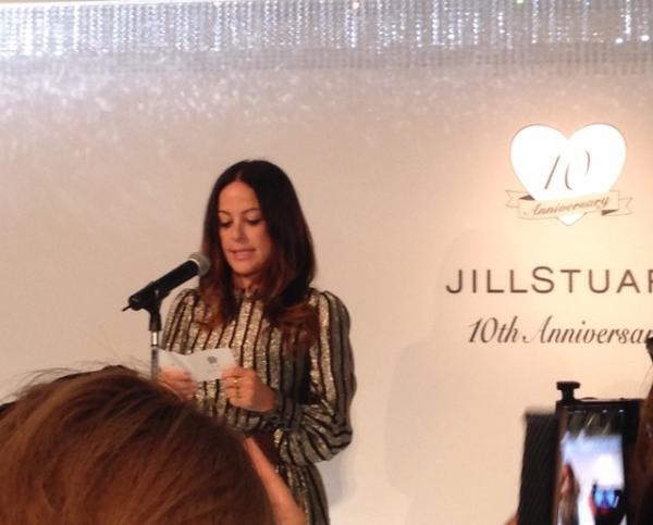 ジルスチュアート10歳のお誕生日、おめでとう！　山崎ナオコーラさん連載の恋愛小説にも注目【ライターブログ】