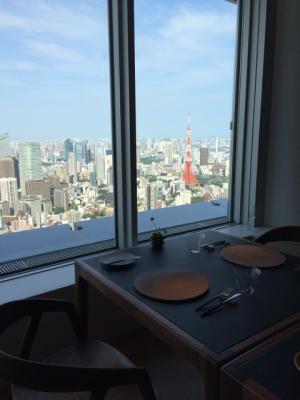 六本木ヒルズに眺望・アート・美食を楽しめるミュージアムレストラン「THE MOON」オープン