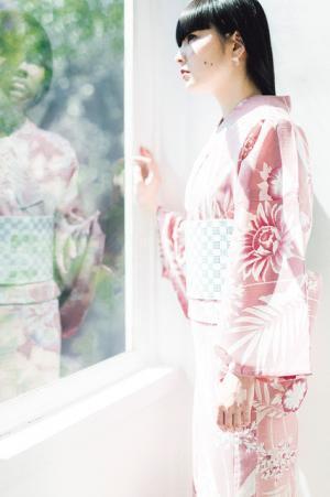 秋元梢をイメージモデルに、伊勢丹で“リアルクローズ”な新作浴衣