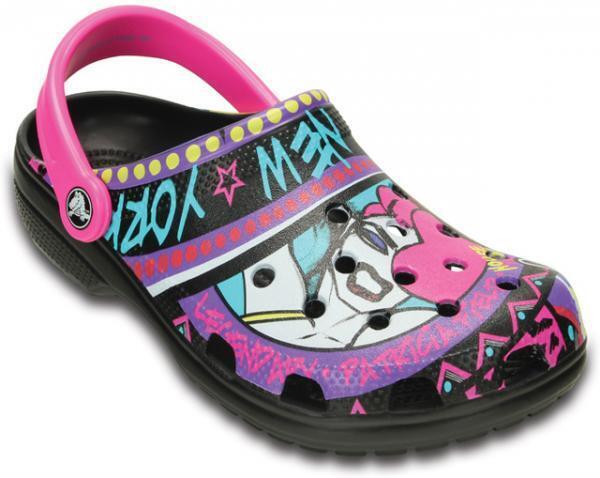 クロックスが『SATC』『プラダを着た悪魔』のパトリシア・フィールドとコラボ